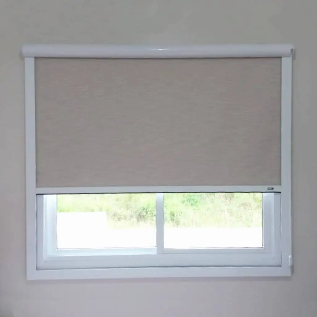 Persiana Rolô Vedação Total Nápoles Bege