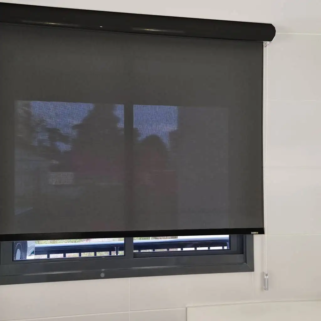 Persiana Rolô Tela Solar 3% Preto