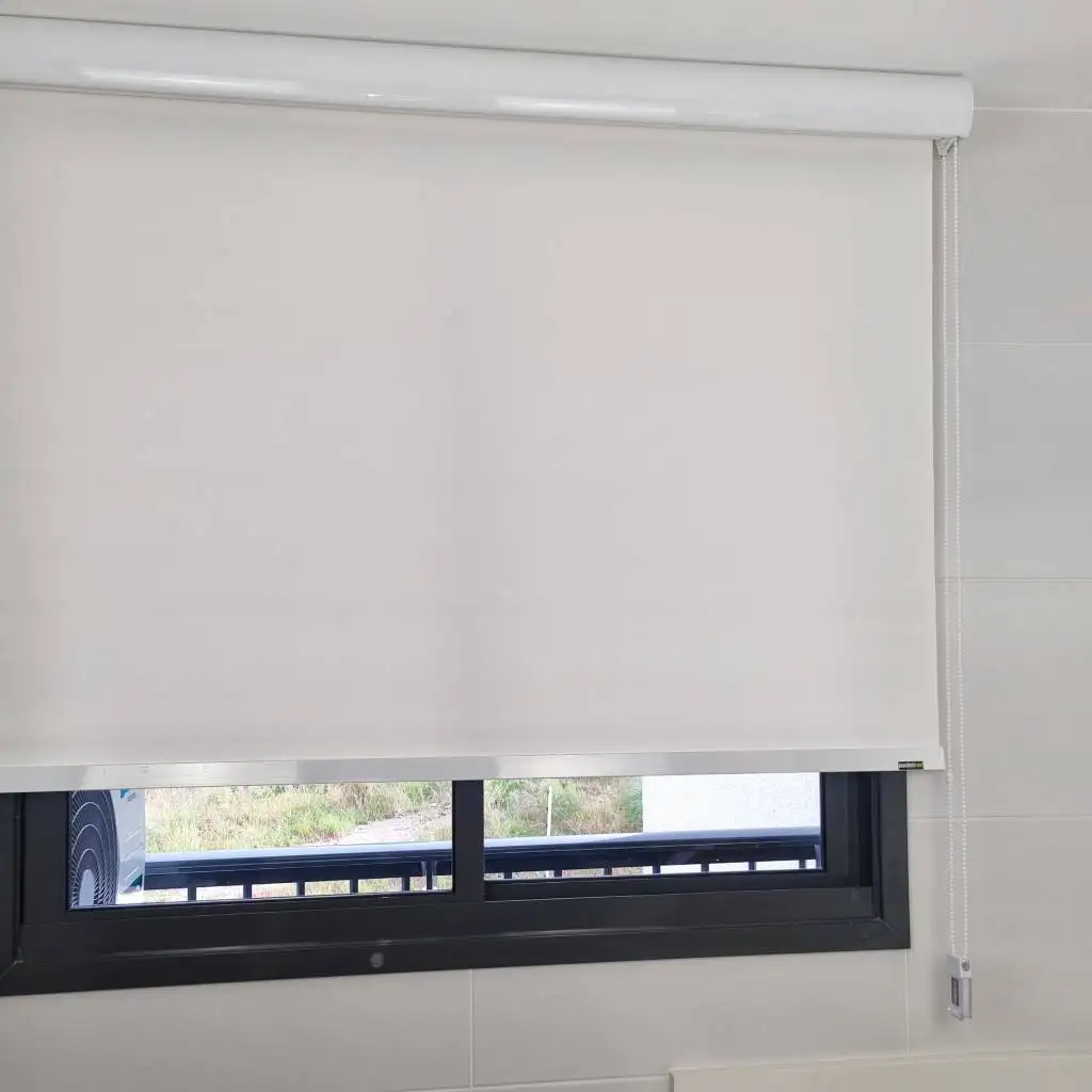 Persiana Rolô Tela Solar 1% Branca