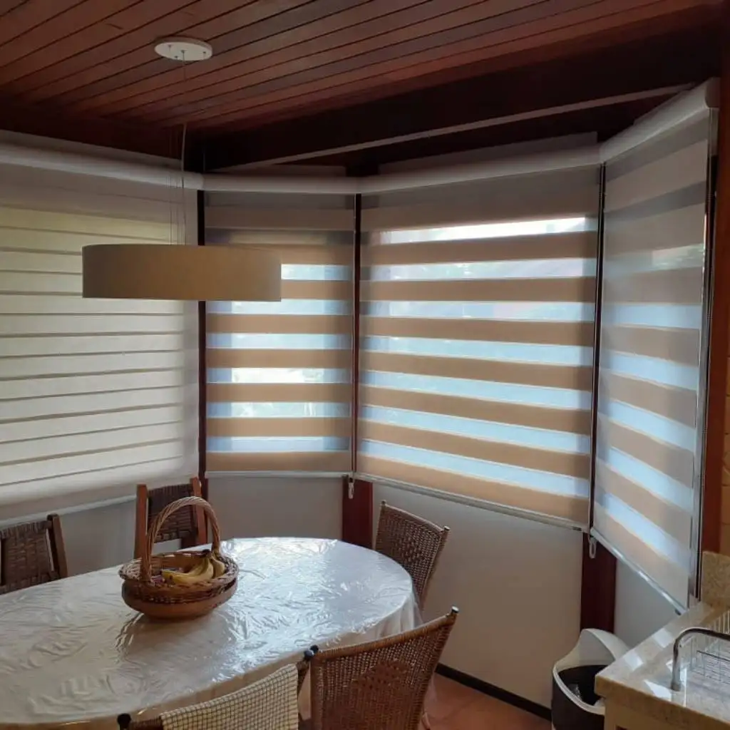 Double Vision Soft Semi-Blackout Palha