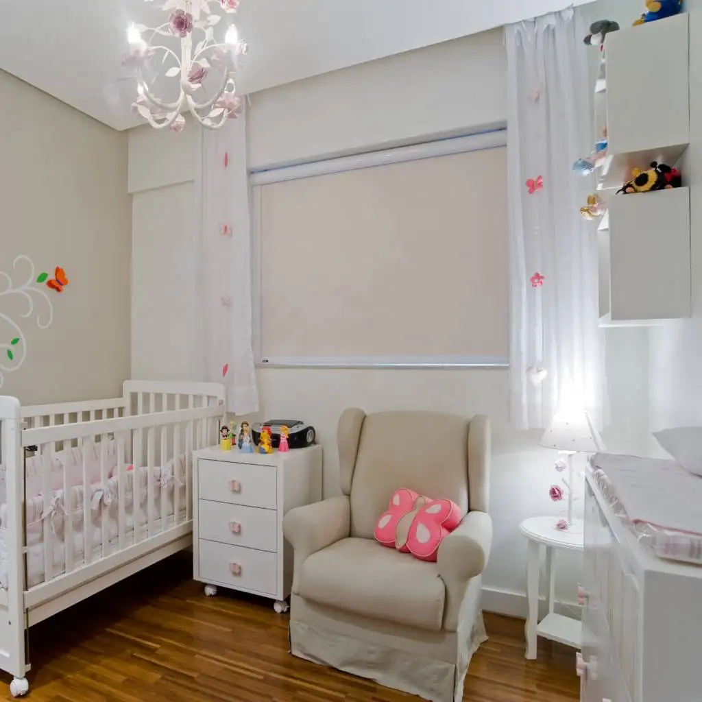 Persiana Rolô Vedação Total Pinpoint Creme