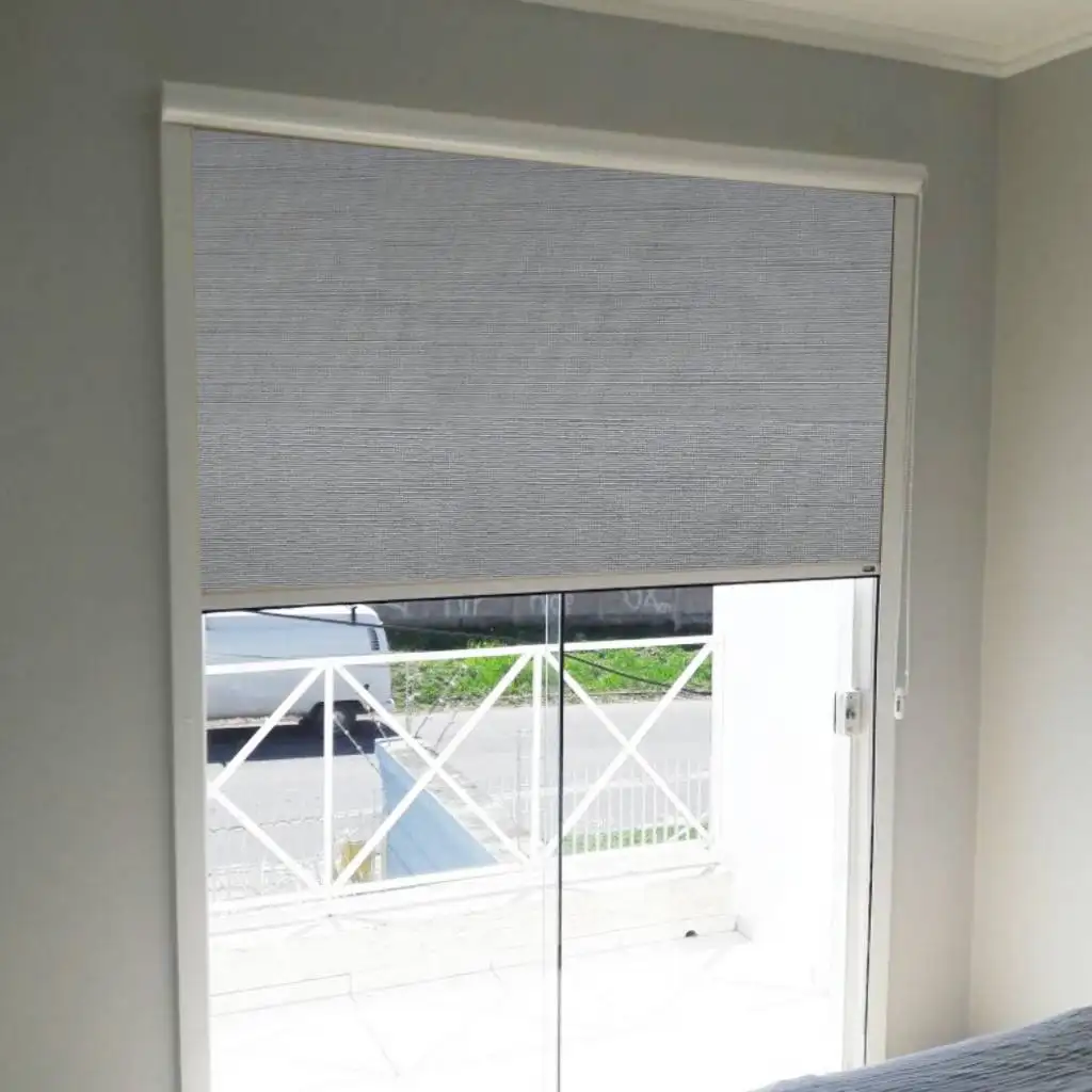 Persiana Rolô Vedação Total Picasso Cinza
