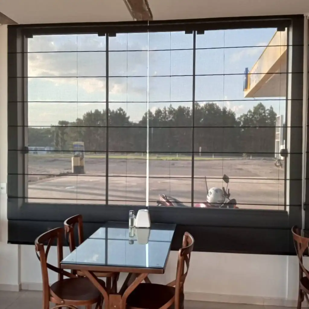 Persiana Romana Tela Solar 5% Preto