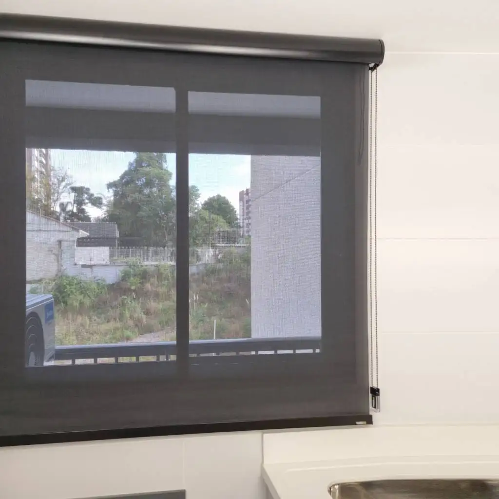 Persiana Rolô Tela Solar 5% Preto