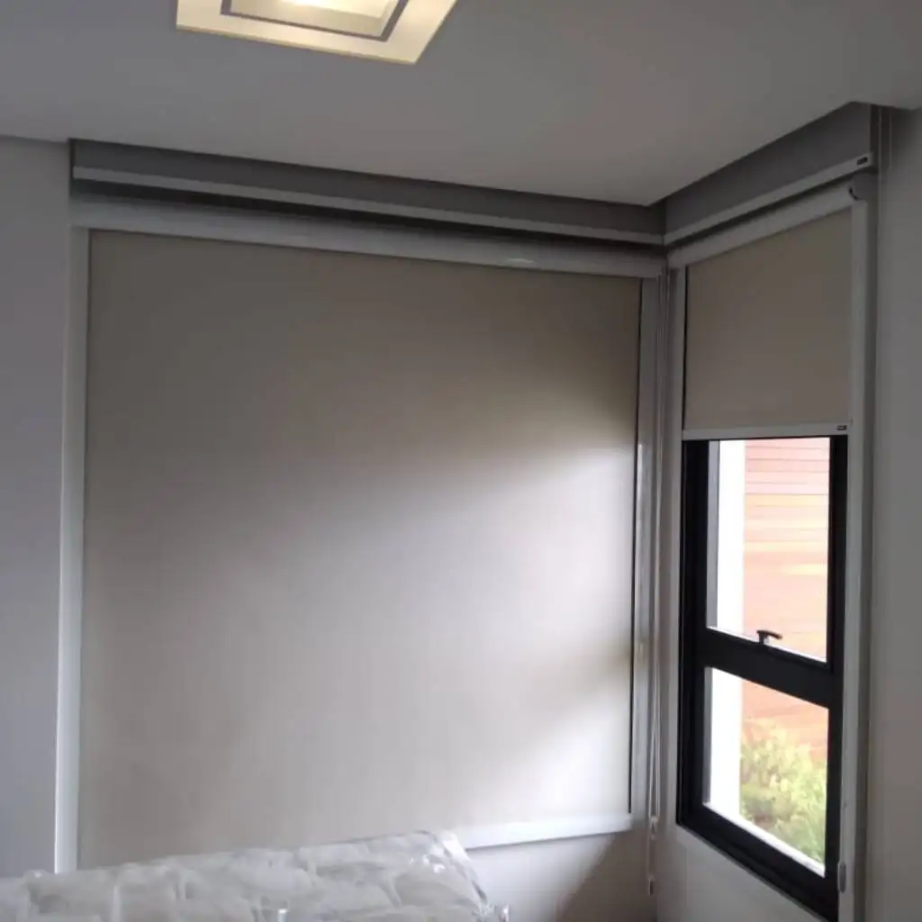 Persiana Rolô Vedação Total Líbia Creme